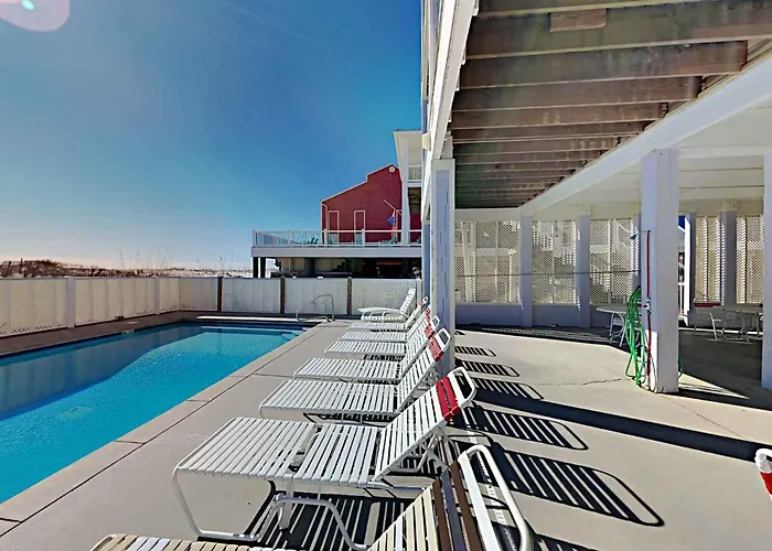 Hotel Sea Monster East